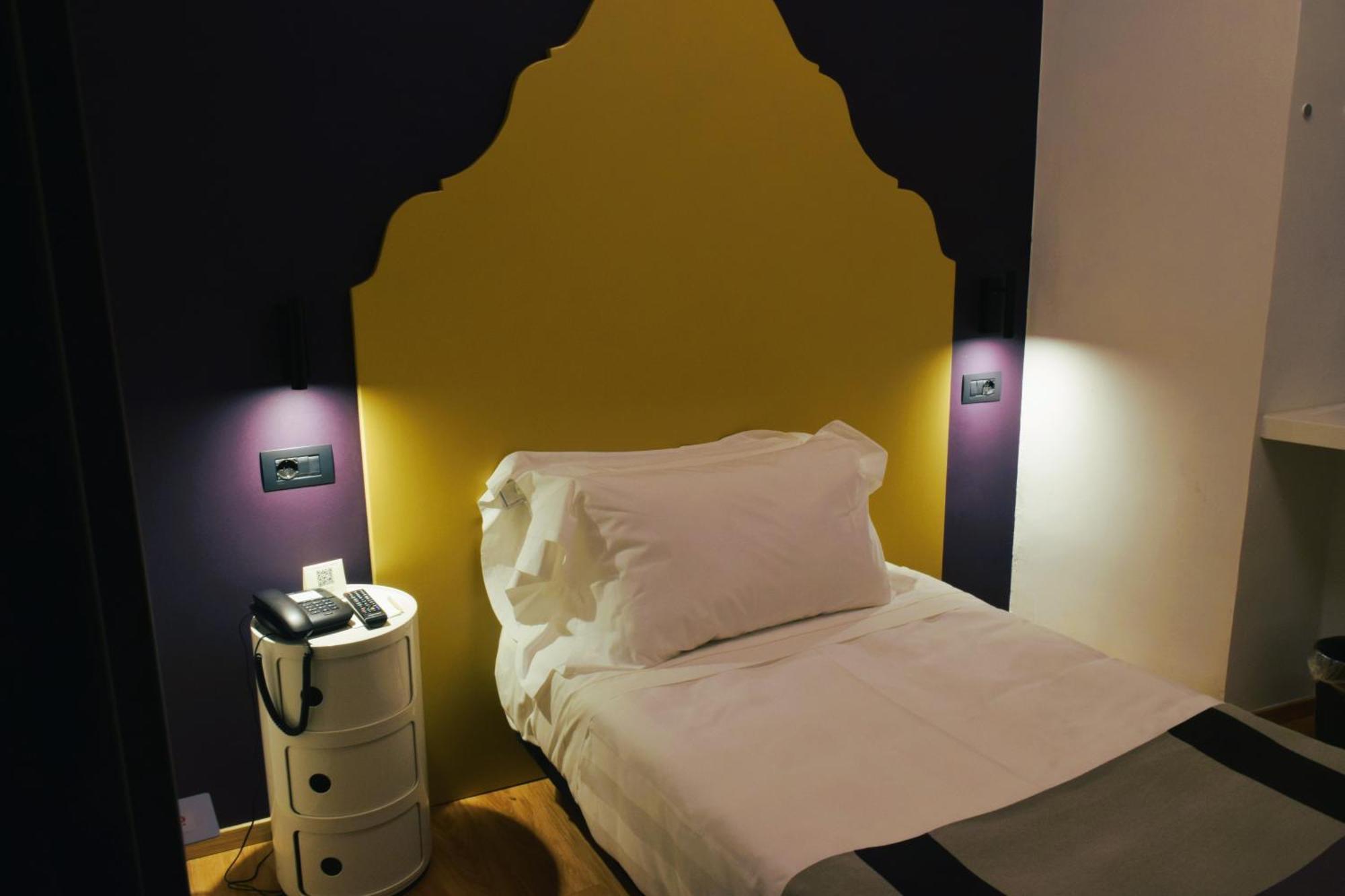 Hotel Priori Secret Garden เปรูจา ภายนอก รูปภาพ