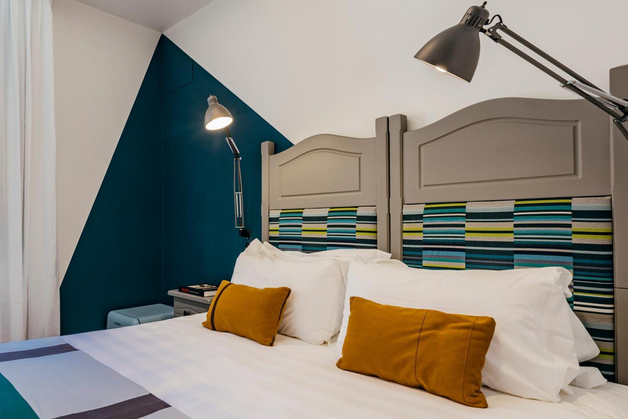 Hotel Priori Secret Garden เปรูจา ภายนอก รูปภาพ